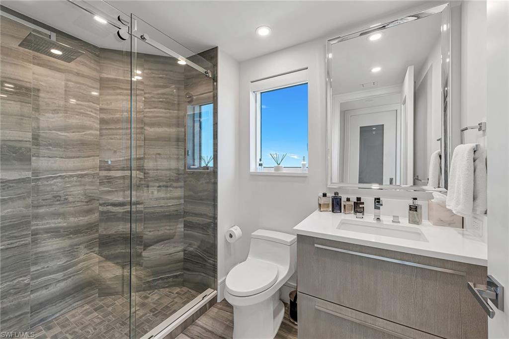 TRIESTE AT BAY COLONY - Residential