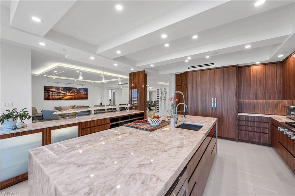 TRIESTE AT BAY COLONY - Residential