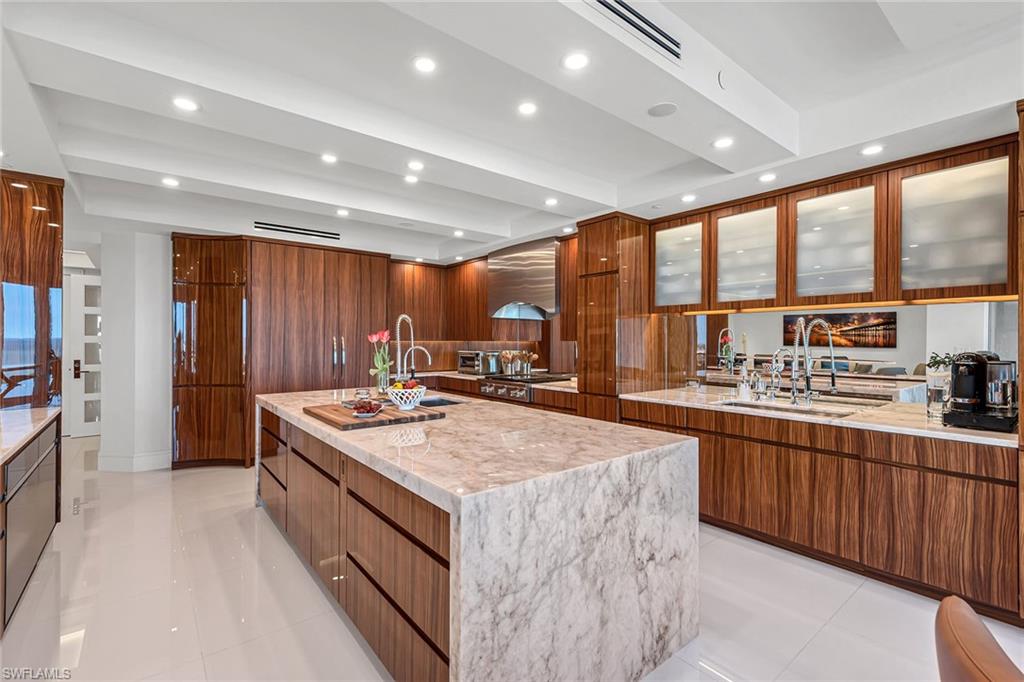 TRIESTE AT BAY COLONY - Residential