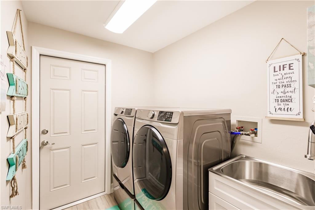 STONEYBROOK - Residential