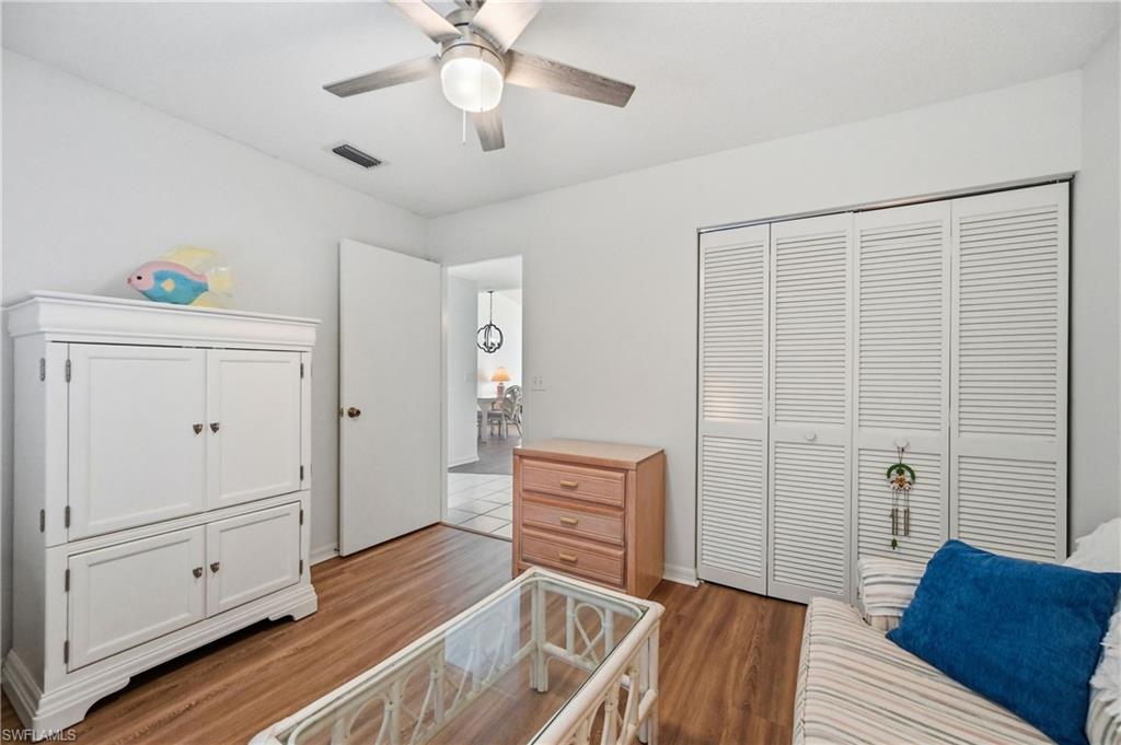 EMERALD LAKES - Residential