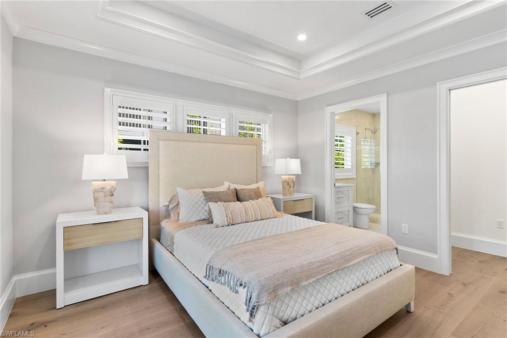 OLDE NAPLES - Residential