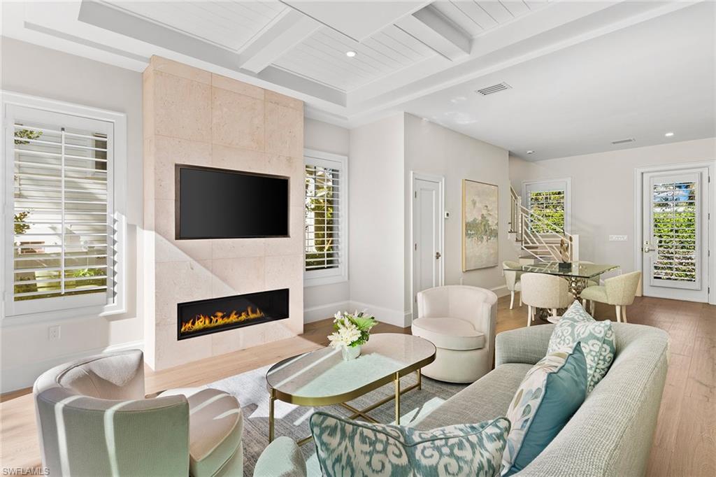 OLDE NAPLES - Residential