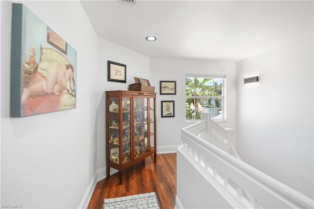 EVENINGSTAR CAY - Residential Lease