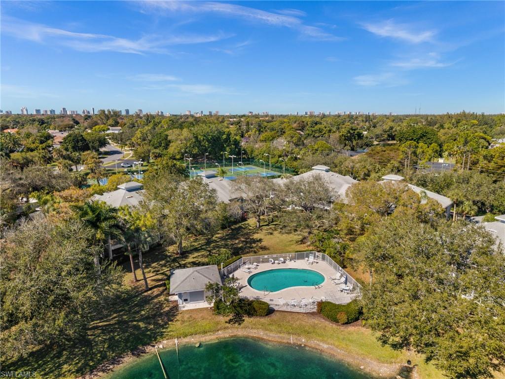 WINDWOOD - Residential Lease