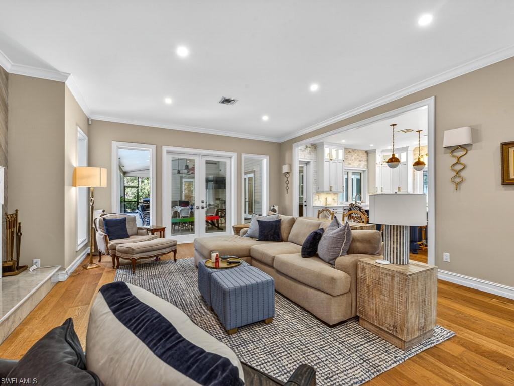 LOGAN WOODS - Residential