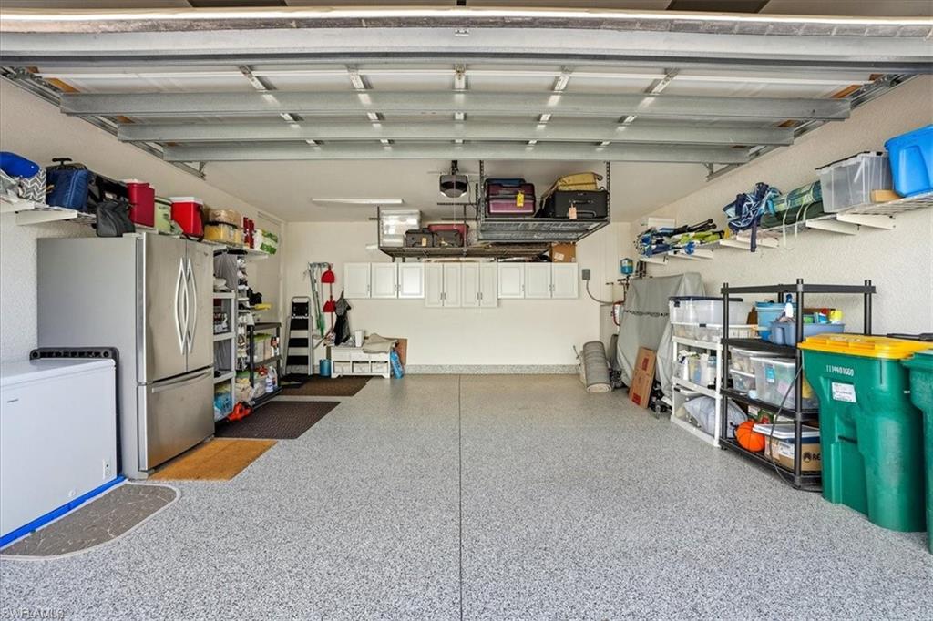 AVELLINO ISLES - Residential