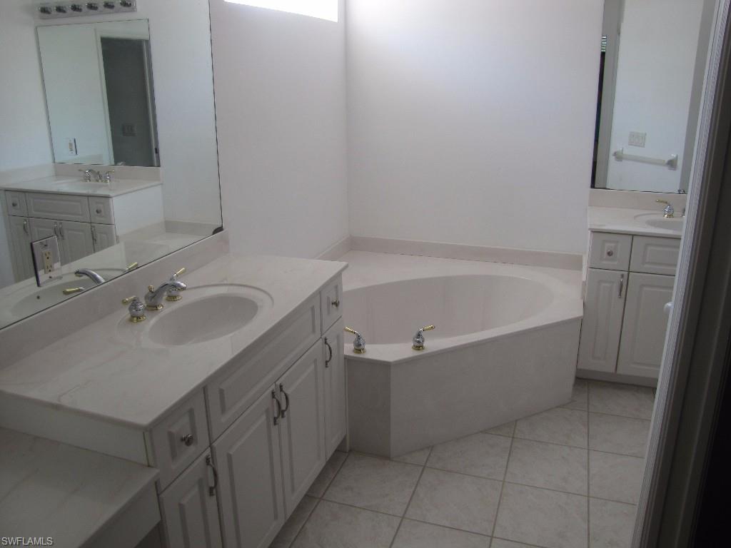 HERONS GLEN - Residential