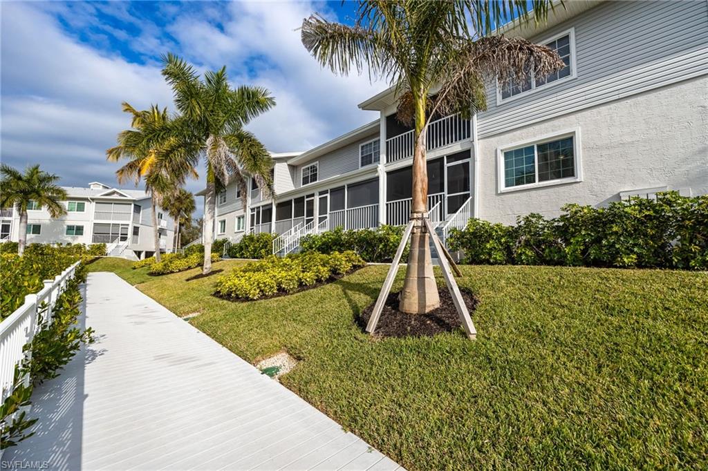 BOARDWALK CAPER - Residential