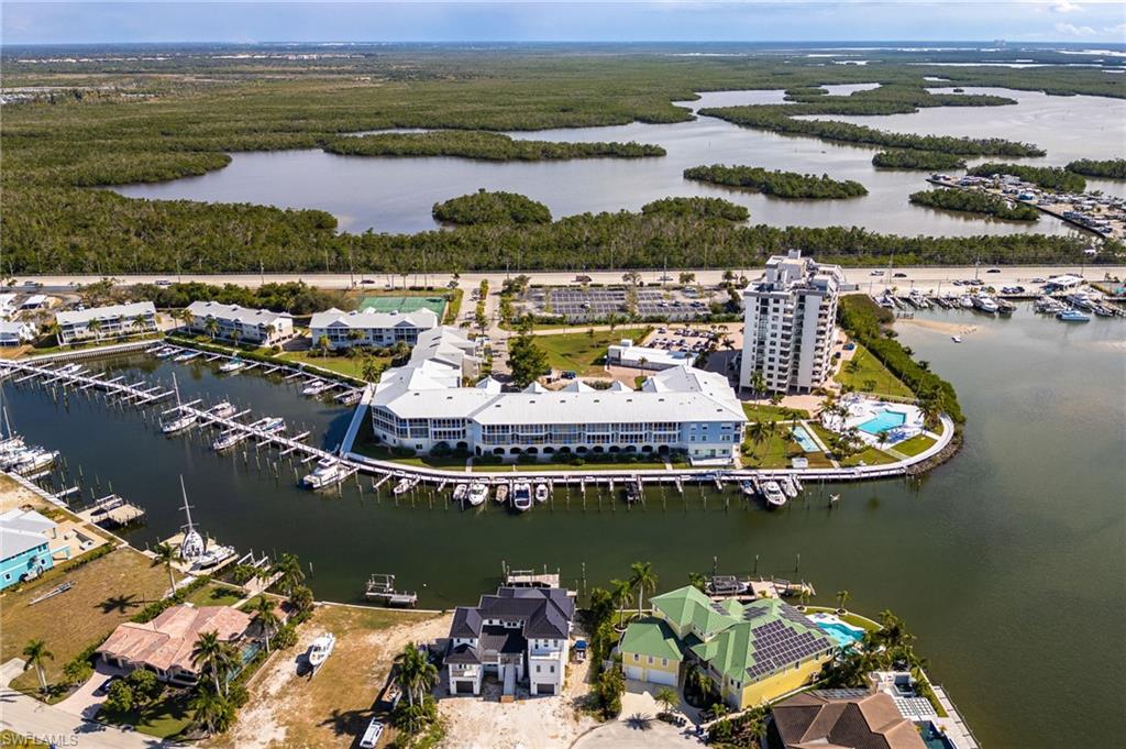 BOARDWALK CAPER - Residential