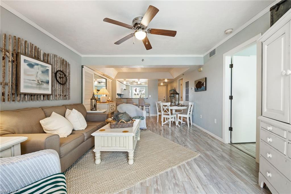 BOARDWALK CAPER - Residential