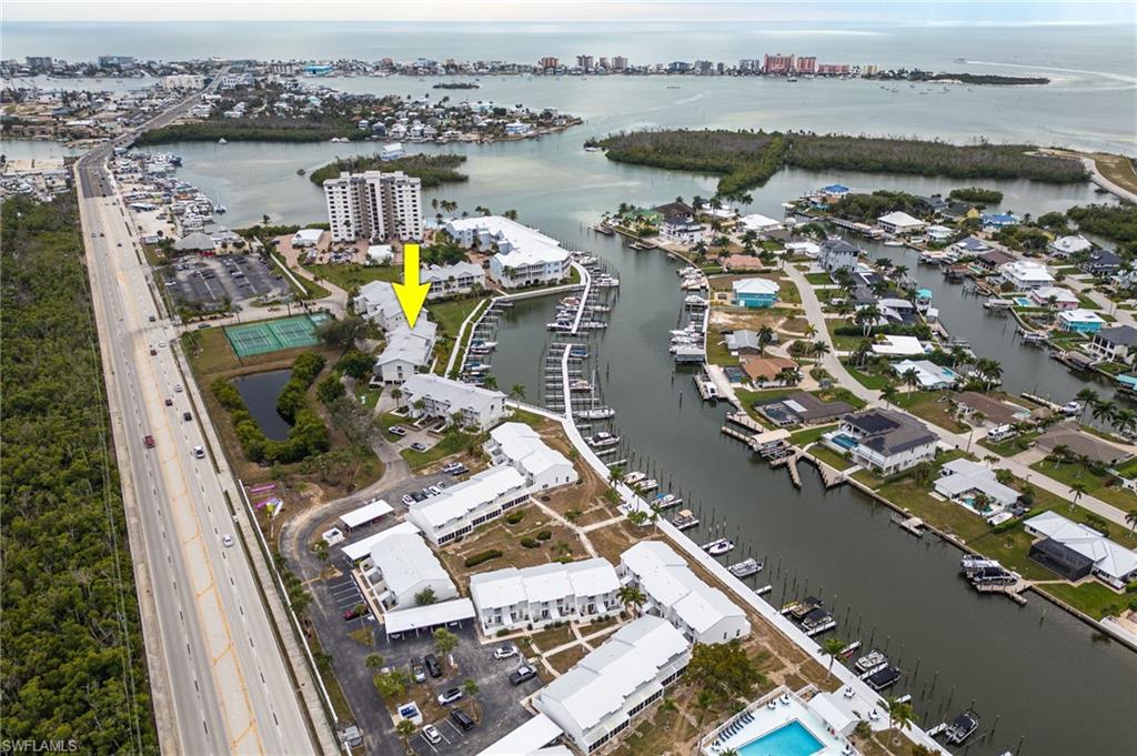 BOARDWALK CAPER - Residential