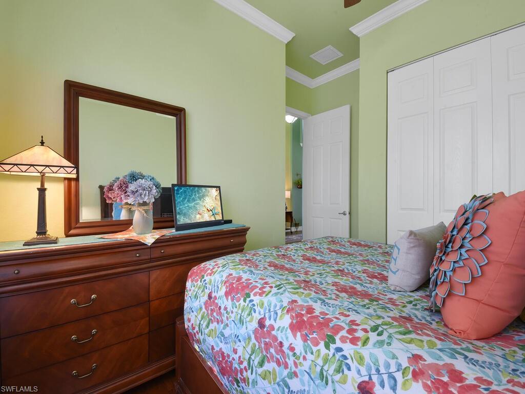 MARBELLA LAKES - Residential