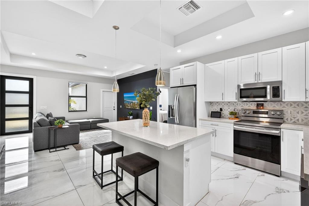 GOLDEN GATE ESTATES - Residential