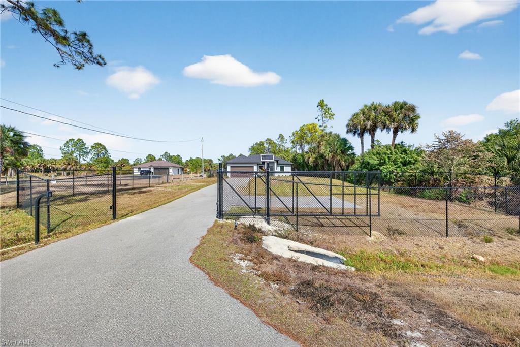 GOLDEN GATE ESTATES - Residential