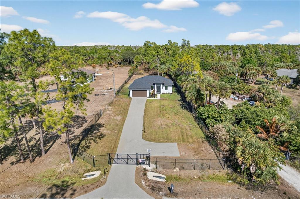 GOLDEN GATE ESTATES - Residential