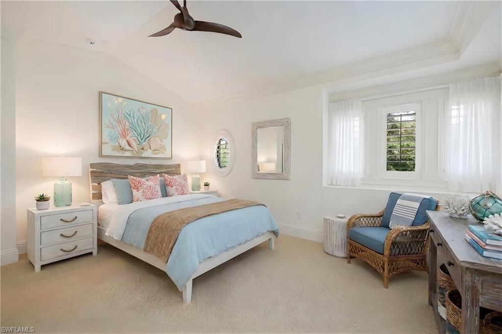 MOORINGS - Residential