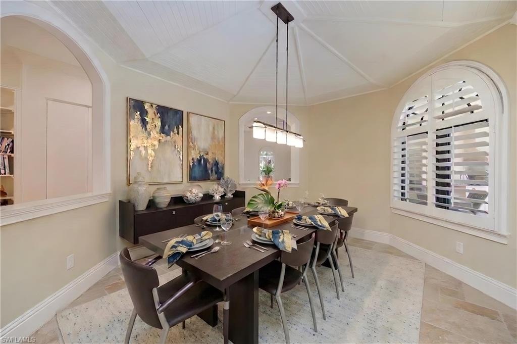 MOORINGS - Residential