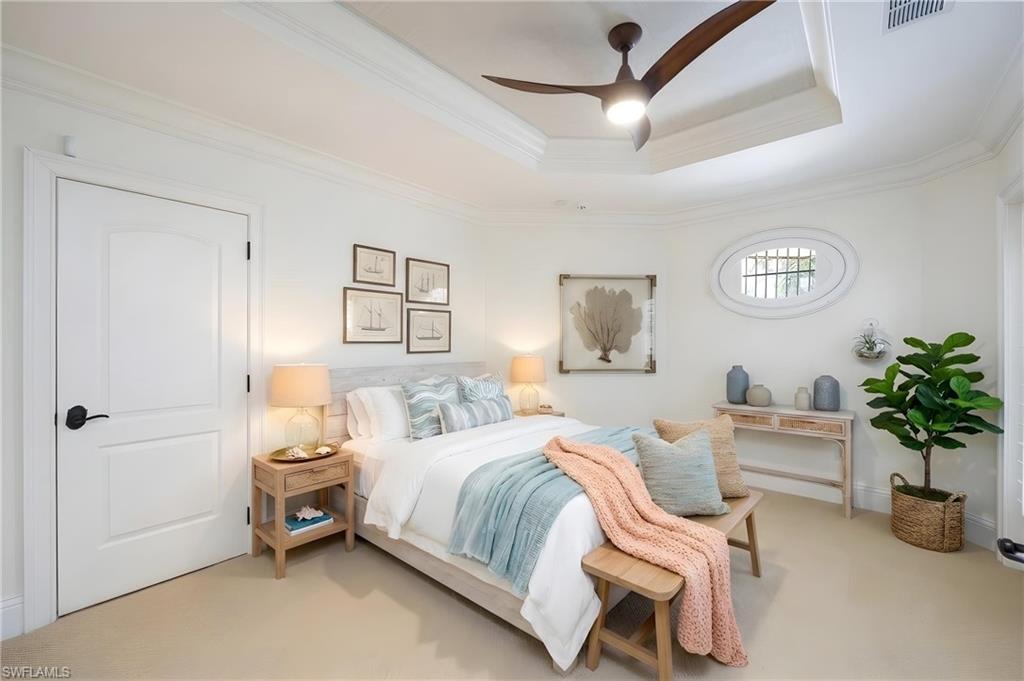 MOORINGS - Residential