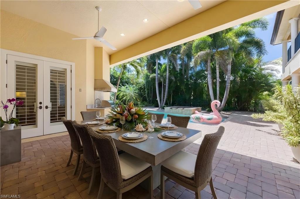 MOORINGS - Residential