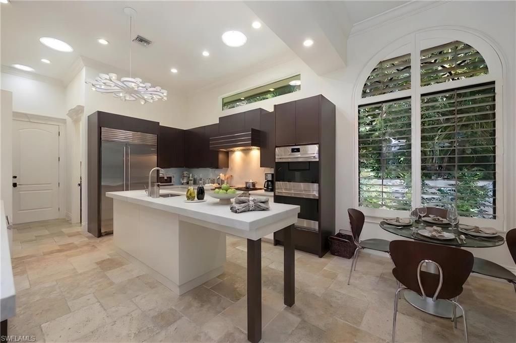 Photo of 3310 Crayton RD, NAPLES, FL 34103 (MLS # 226016085)
