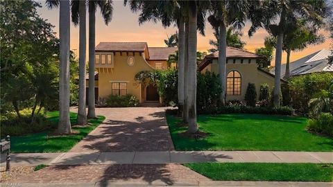 3310 Crayton RD NAPLES FL 34103