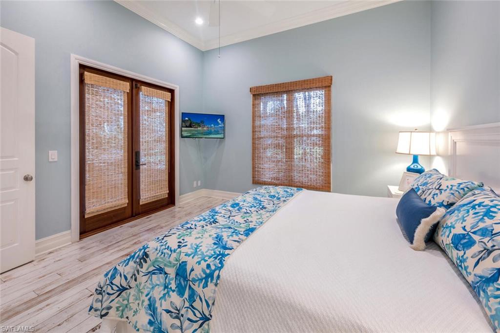 LIVINGSTON WOODS - Residential