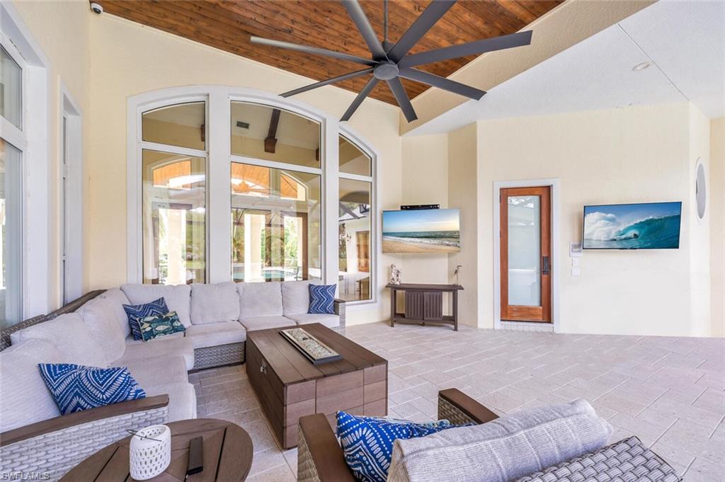 LIVINGSTON WOODS - Residential