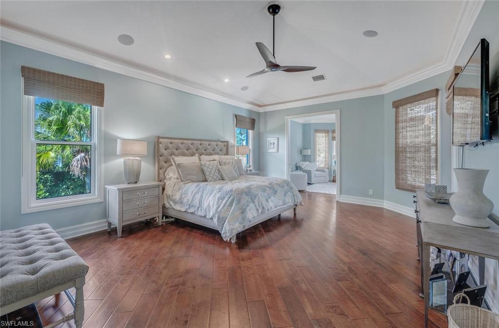 LIVINGSTON WOODS - Residential