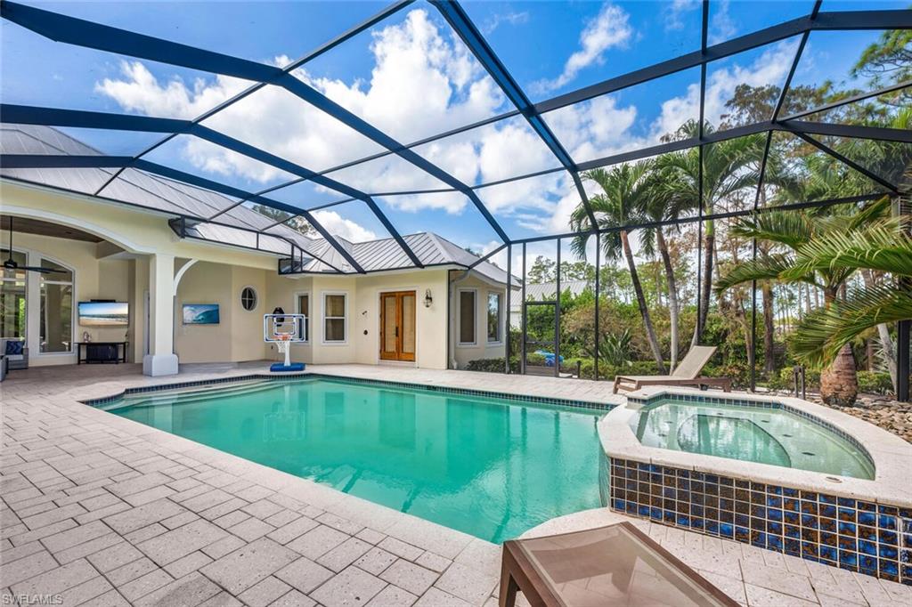 LIVINGSTON WOODS - Residential