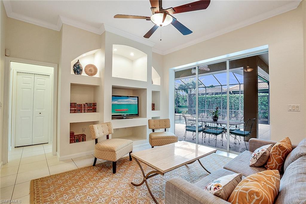 AUTUMN WOODS - Residential