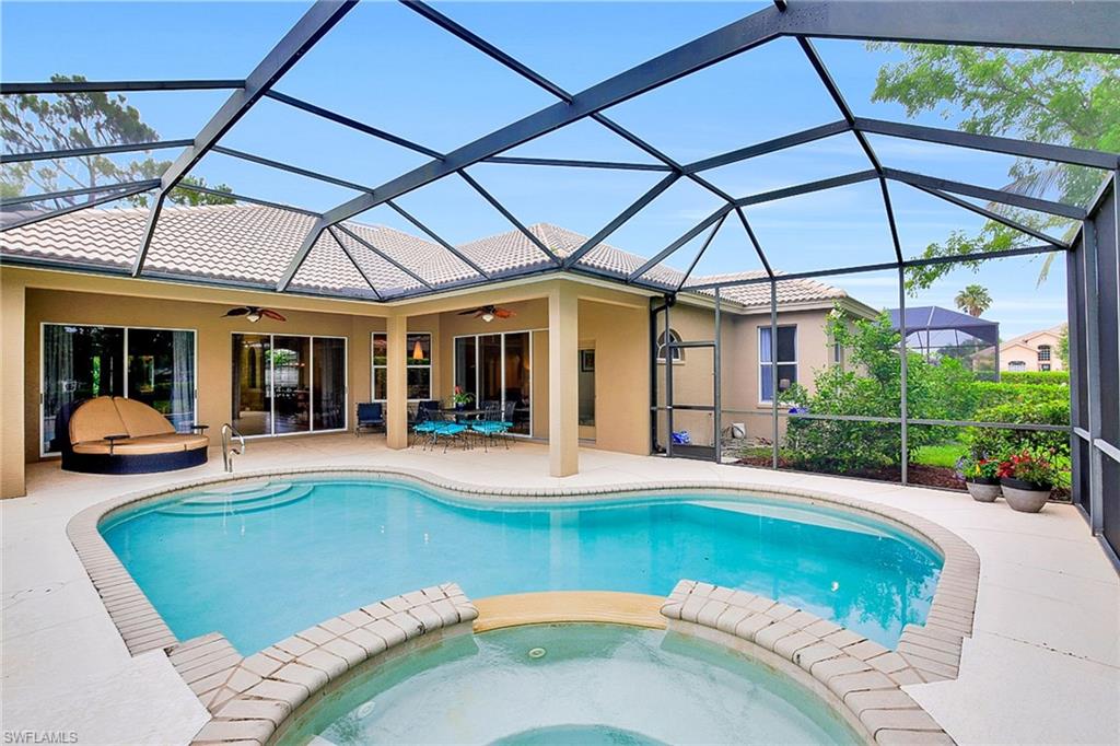 AUTUMN WOODS - Residential