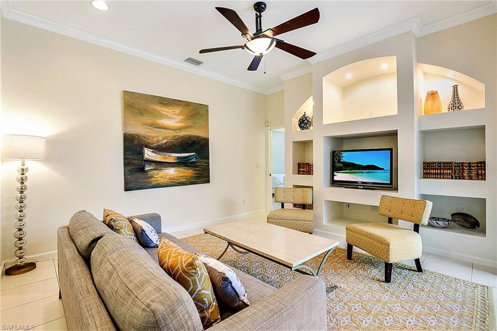 AUTUMN WOODS - Residential