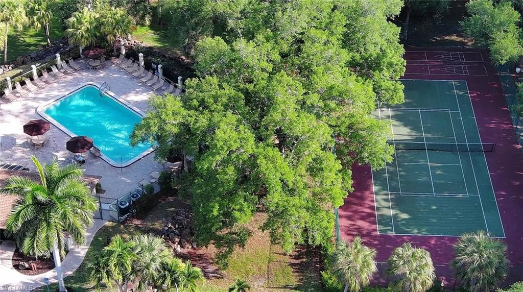 PARKSIDE CONDO - Residential