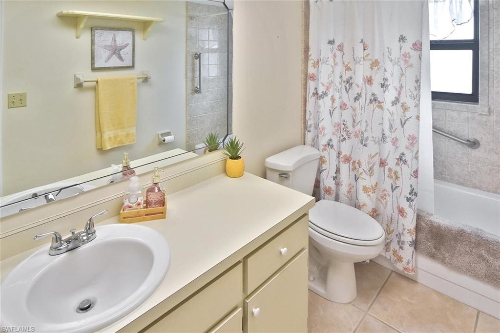 PARKSIDE CONDO - Residential