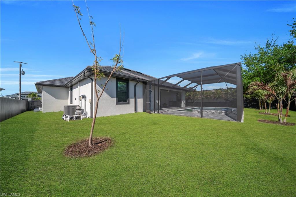 CAPE CORAL - Residential