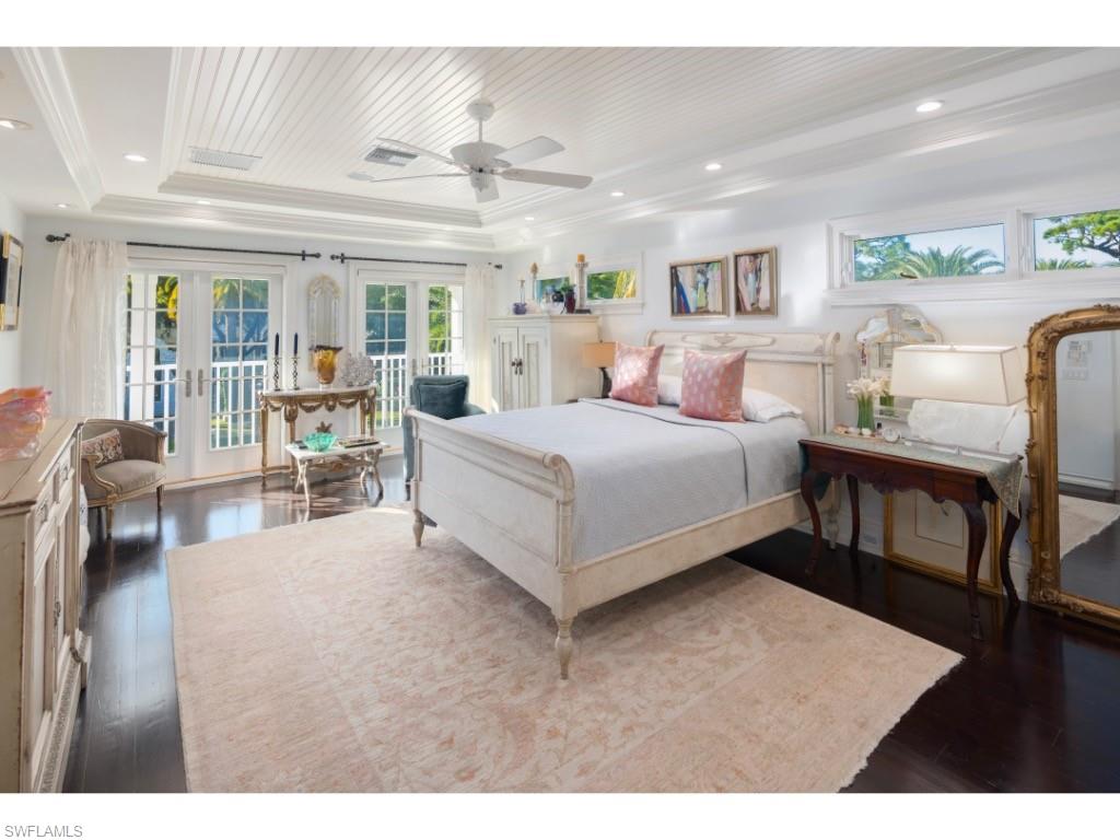 OLDE NAPLES - Residential