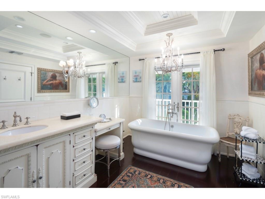 OLDE NAPLES - Residential