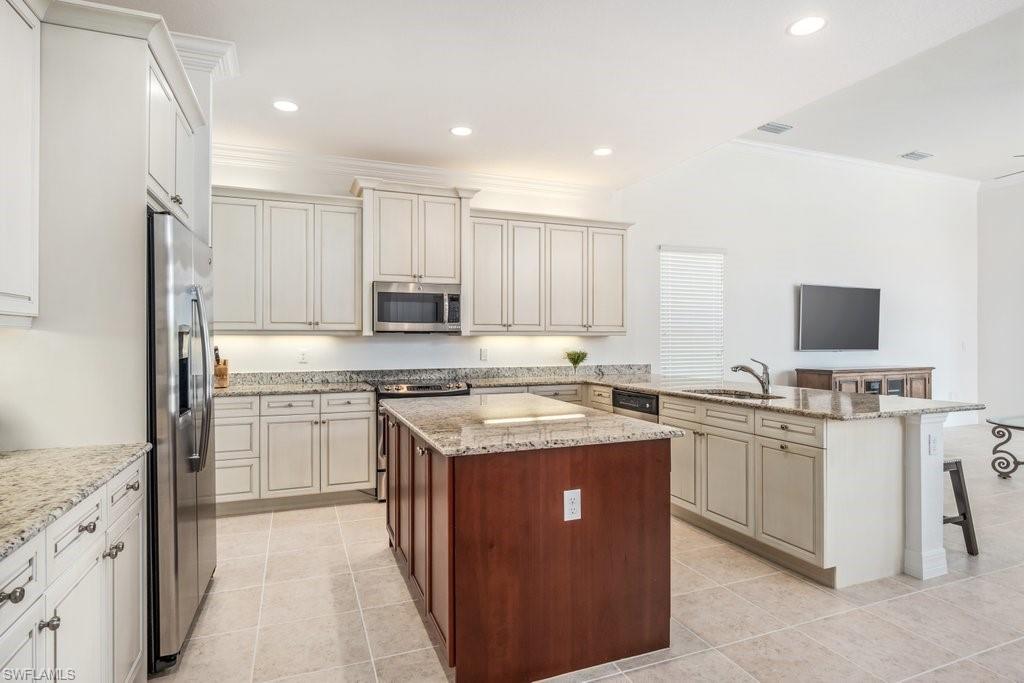 RIVERSTONE - Residential