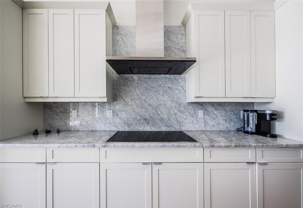 ROYAL HARBOR - Residential