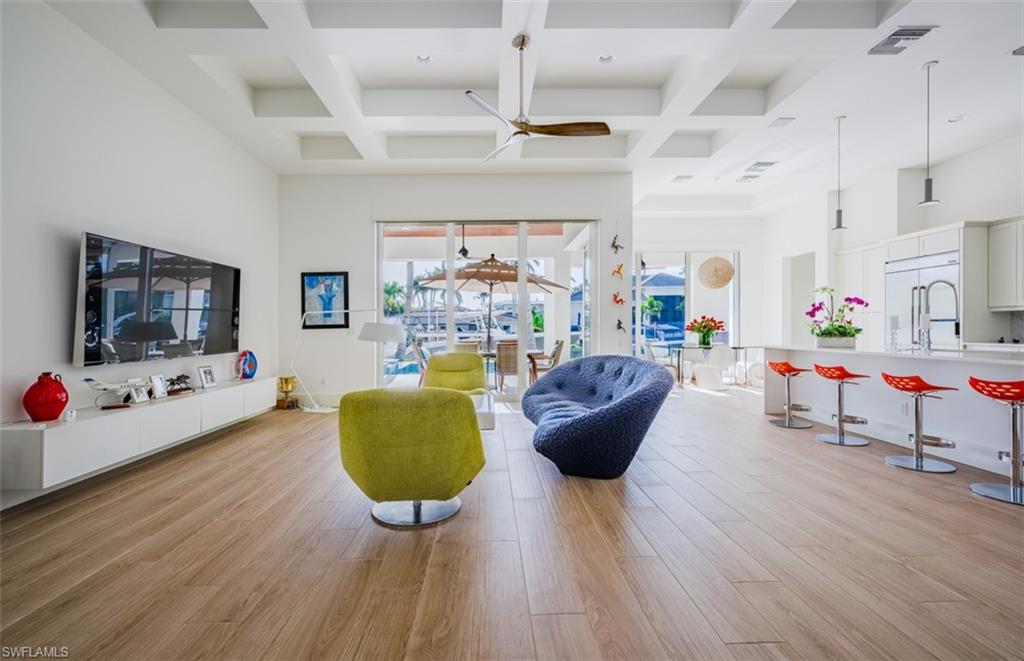 ROYAL HARBOR - Residential