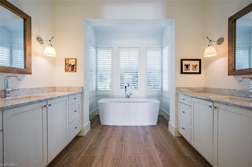 ROYAL HARBOR - Residential