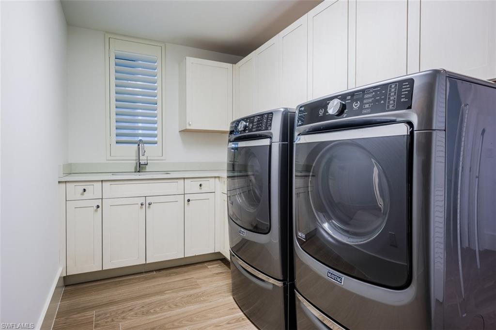 ROYAL HARBOR - Residential