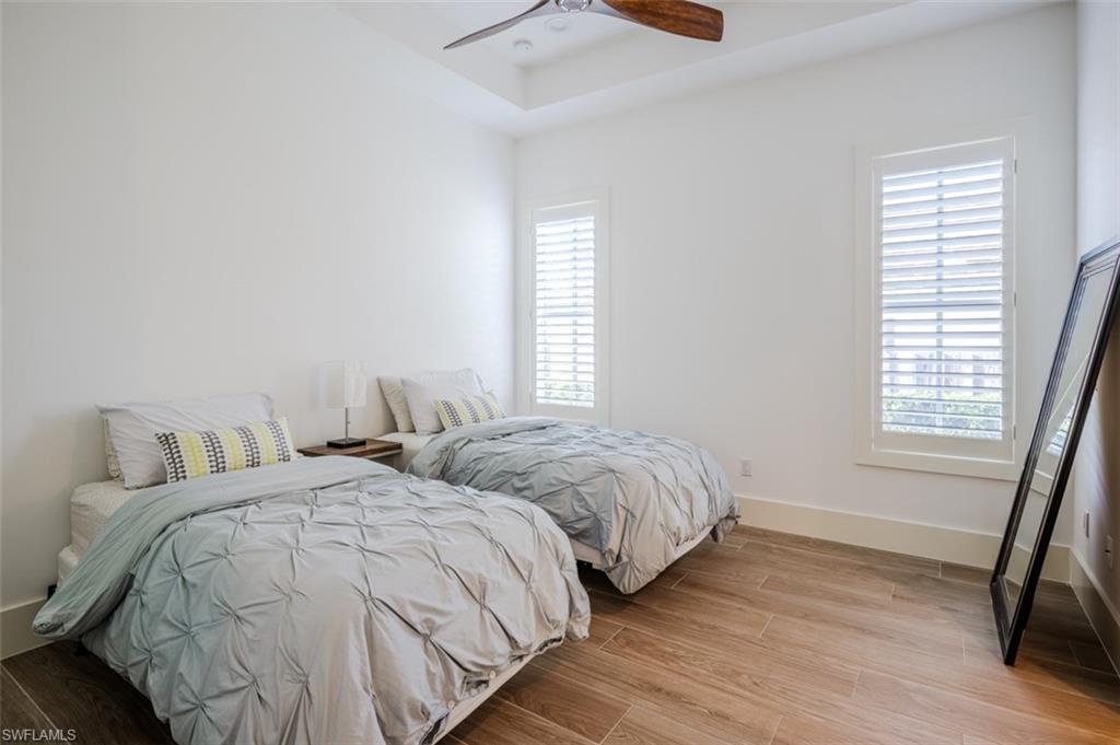 ROYAL HARBOR - Residential