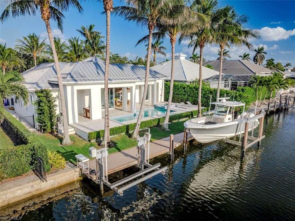 Photo of 1880 SANDPIPER ST, NAPLES, FL 34102 (MLS # 225027212)