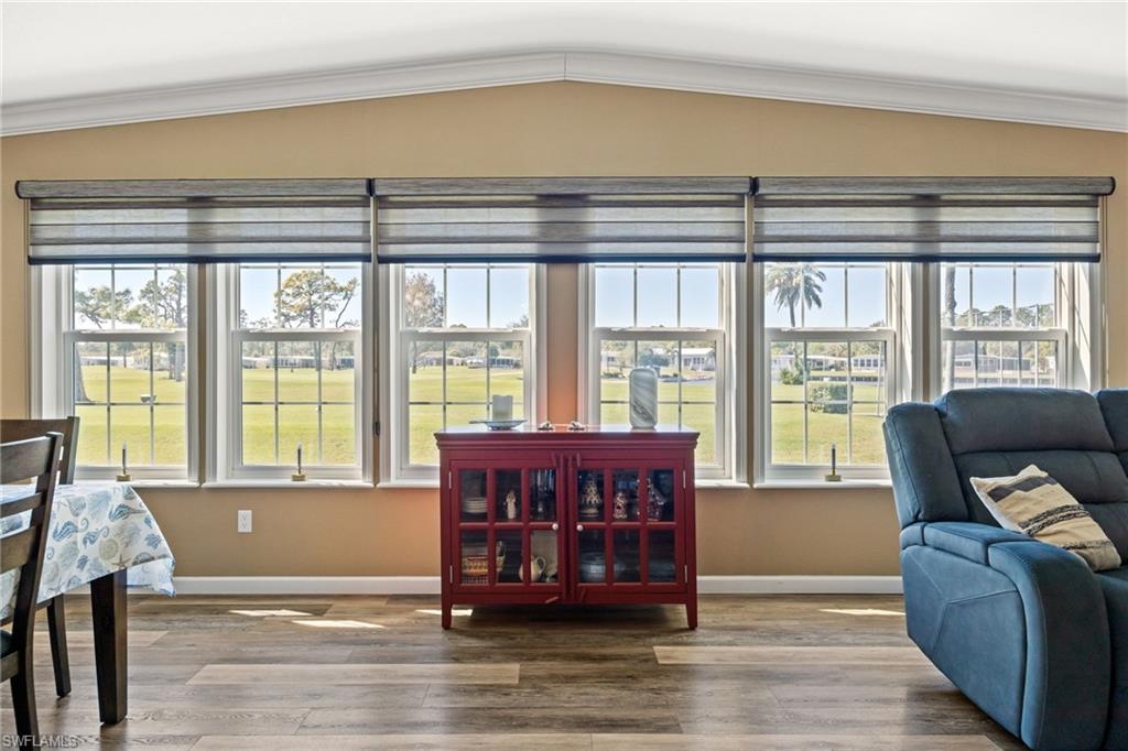 SIX LAKES COUNTRY CLUB - Residential