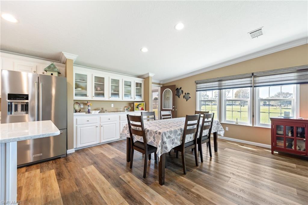 SIX LAKES COUNTRY CLUB - Residential