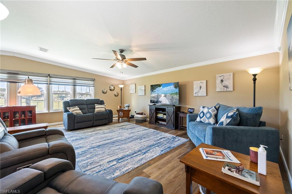 SIX LAKES COUNTRY CLUB - Residential