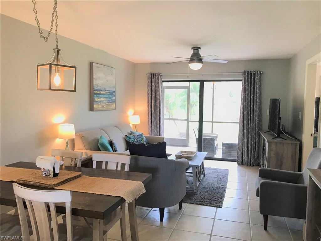 COURT OF PALMS - Residential