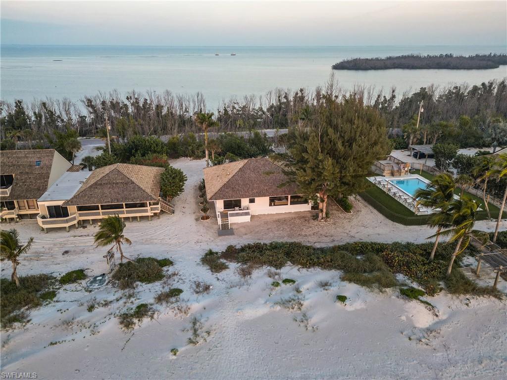 BEACH HOMES - Residential